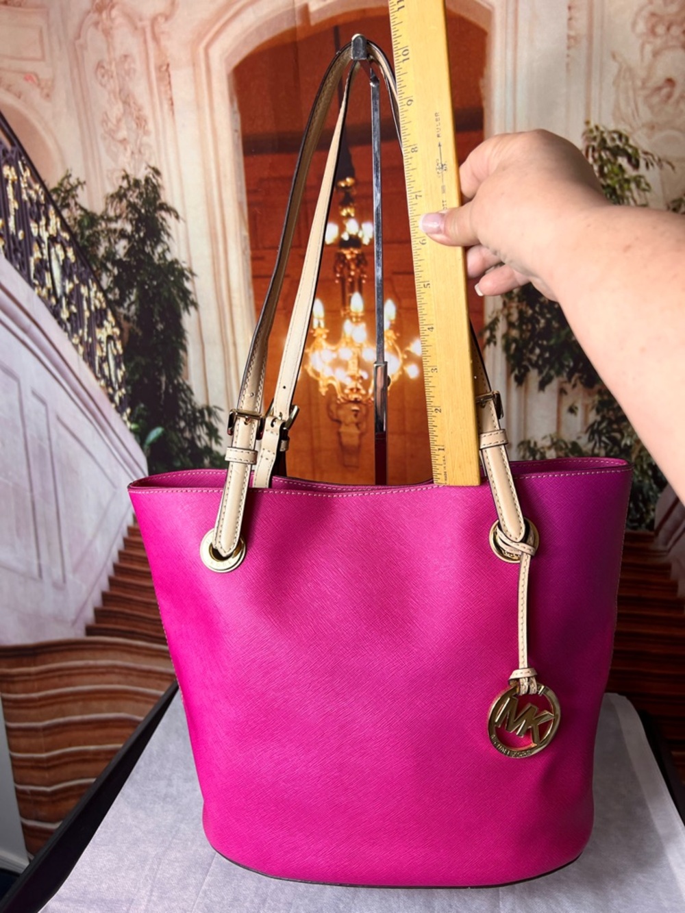Michael Kors Jet Set Travel Tote Hot Pink Fushia Saffiano Leather Cream Handles - Picture 12 of 17